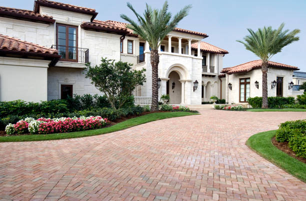 Best Driveway Paving Contractor  in Middletown, CA